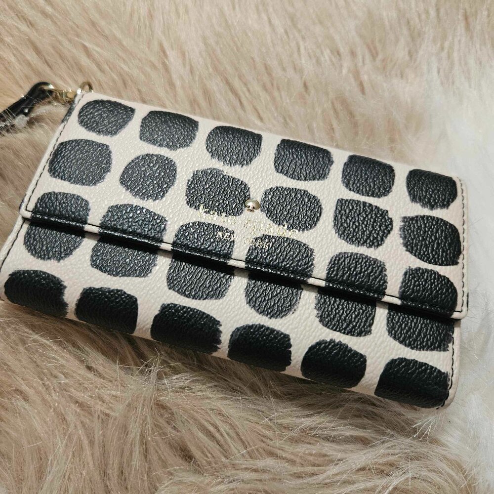 Kate Spade Phone and Card Holder - Picture 4 of 4